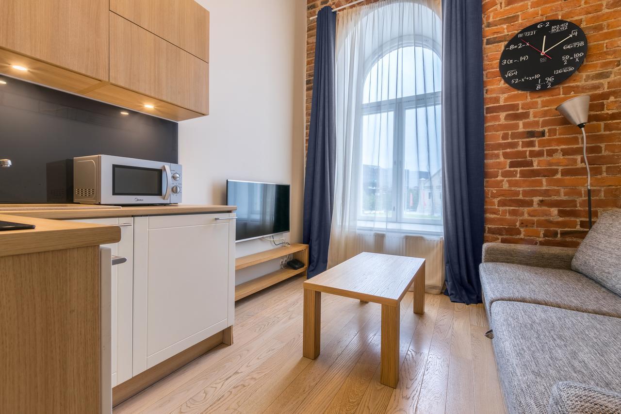 14 Apartment *